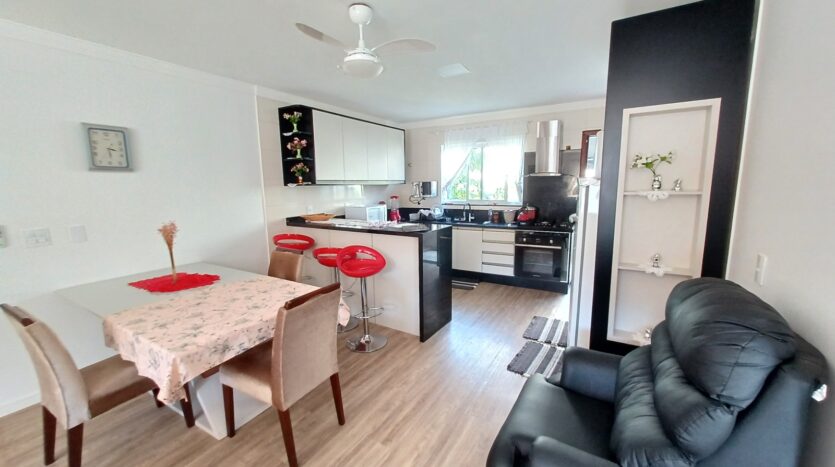 Belíssima  Casa em Condominio fechado à venda em Canasvieiras – Florianópolis SC