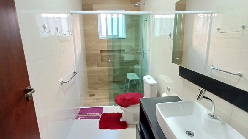 Belíssima  Casa em Condominio fechado à venda em Canasvieiras – Florianópolis SC