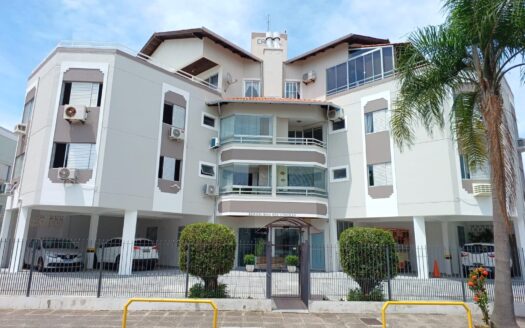 Cobertura à venda em Canasvieiras – conforto, espaço e localização privilegiada!