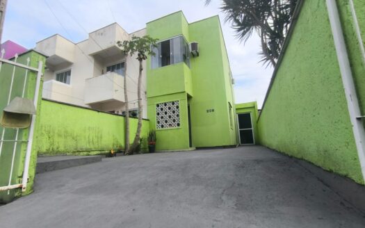 Excelente Casa Sobrado Mobiliado no Rio Vermelho – Pronto para Morar ou Alugar!